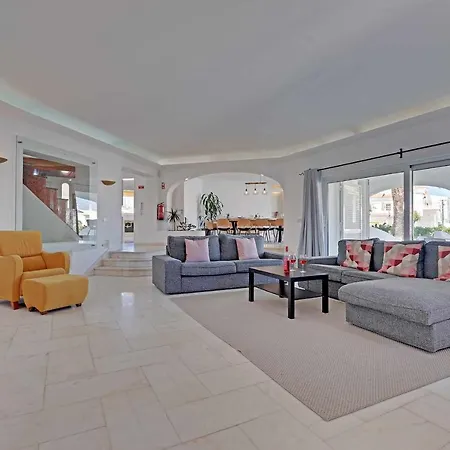 Vila Villux - Enar-6 Quartos, Ideal Familias Albufeira
